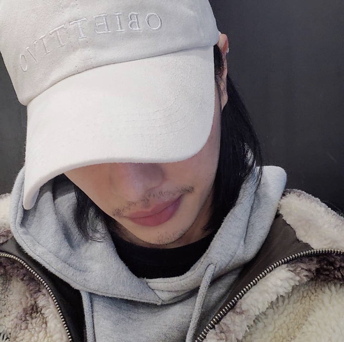 ar_lucente's tweet photo. ☀️ | تحديث بارك ها :
" شكرًا هيونق "

هيونق: الأخ الاكبر وتستخدم للاخ وللاصدقاء المقربين الاكبر عمرًا من الشخص. 

#LUCENTE #루첸트 @LUCENTE_NOGA https://t.co/yCpZ4qNlHK