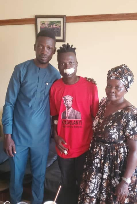 mwebaze_newton's tweet photo. This was yesterday morning, before heading to the Electoral Commission. Thanks for your prayers, #DanMagic is steadily recovering and it is our hope that he will soon be fully back on his feet. our president Was very blessed to receive a powerful prayer from his wonderful mother. https://t.co/CvNiInGKGw