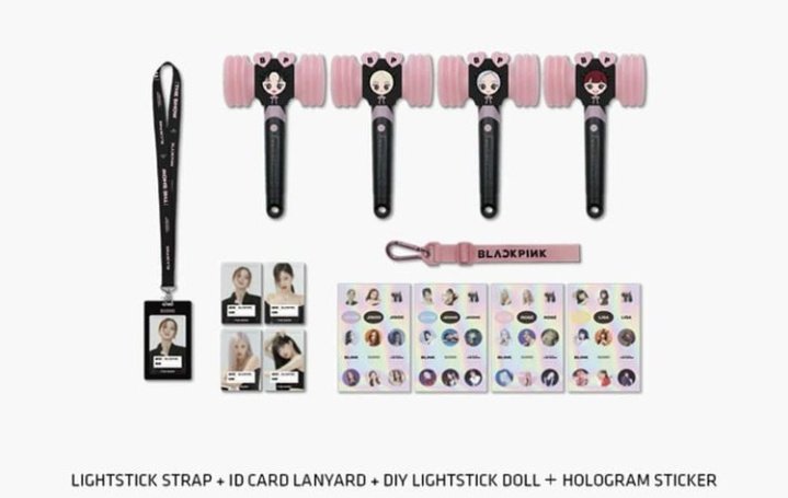 LisaWifeMeUp's tweet photo. So the are "THE SHOW" merch 😭😭 I like the lightstick doll so much 😭 https://t.co/fZYCPG27vv