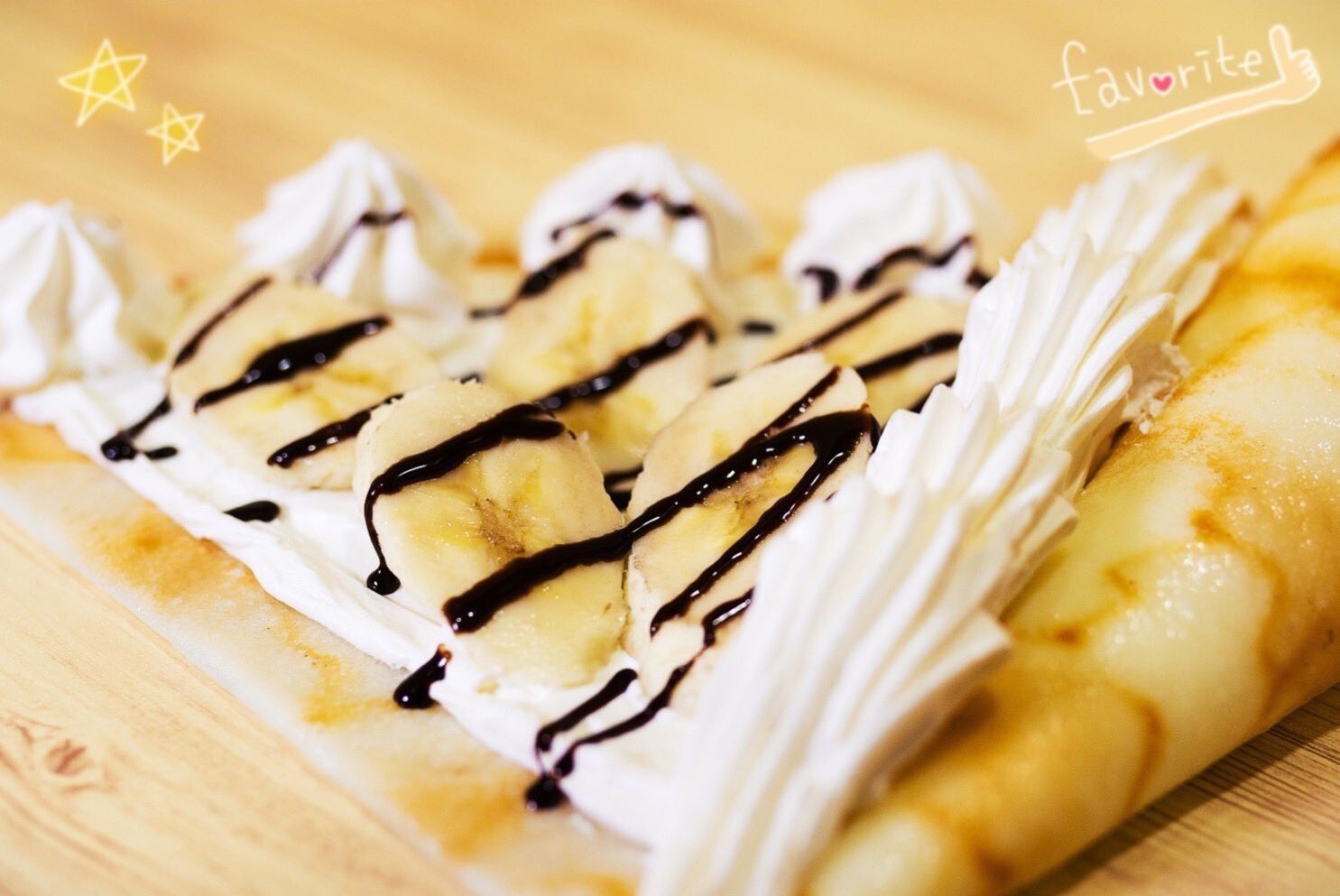 マリオンクレープ 公式 マリオンクレープ人気ランキング マリオンクレープ の人気ランキング不動の第１位は バナナチョコクリーム の クレープ です マリオン自慢のふんわりサクサクな生地の美味しさと バナナの濃厚な味わいが 口