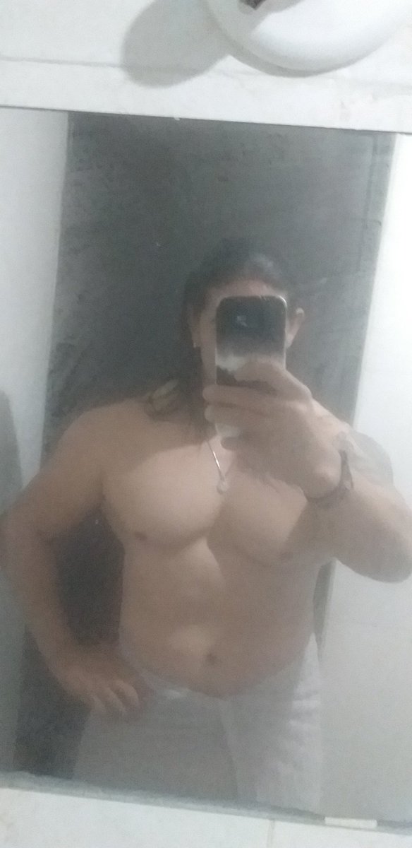 AlphaElegido's tweet photo. Un bañito y a dormir!! Excelente y bendecida noche!! #ELALPHA #ELÚNICO https://t.co/3Jr6XAzyr8