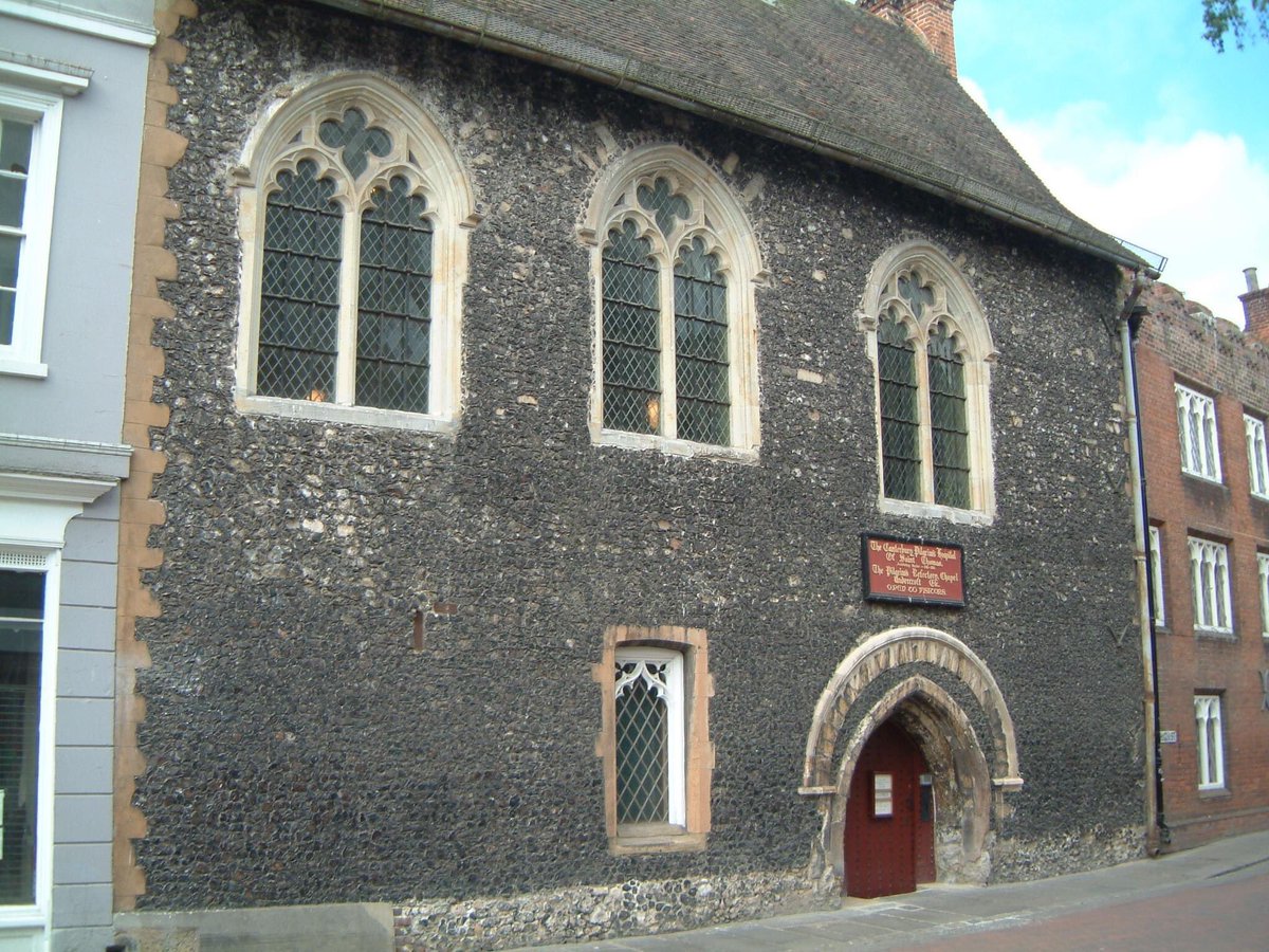 This  #FunFactFriday we’re exploring the historic Eastbridge Hospital of St Thomas the Martyr  @EastbridgeHosp, Canterbury, a medieval building located in the heart of Canterbury, Kent. : ABrocke
