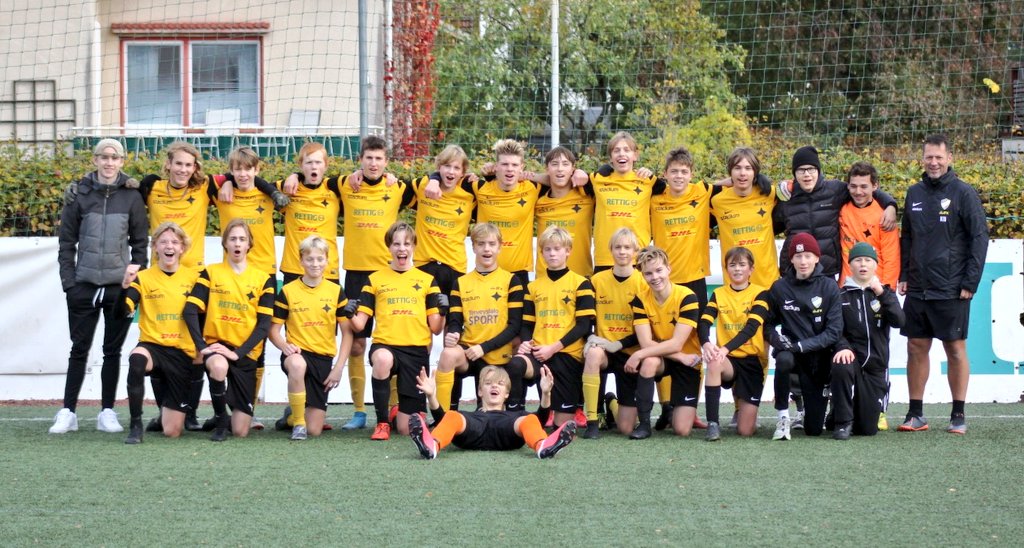 Turun seudulla olevat -04 ja -05 pelaajat:

Pelaamme tavoitteellisesti tulevalla kaudella B2 ja B3, ja haemme joukkueisiimme vielä muutamaa pelaajaa tuomaan sarjojen vaatimaa laajuutta. 

Ole rohkea, ota yhteyttä:
kaj.norrman@ffaifk.fi  0400 975128

#nöyrästieteenpäin <a href="/AboIFK_FF/">FF ÅIFK</a>