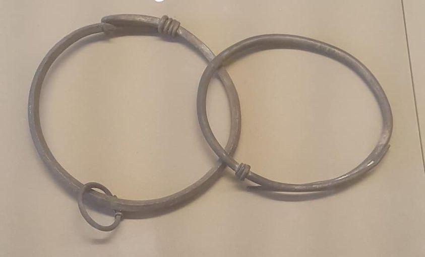 MuseoArcheoVene's tweet image. #LOGGETTOMISTERIOSO N°14 🕵️‍♀️🕵️‍♀️
A cosa servivano questi oggetti? Ve lo dicono loro!
#MYSTERIOUSOBJECT Nr 14 🕵️‍♀️🕵️‍♀️
What were these items for?  Listen to them!
facebook.com/archeovenezia/…