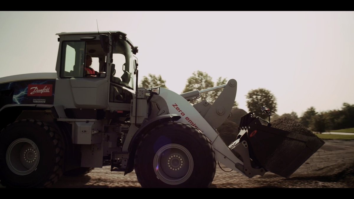 AcumenMedia_'s tweet photo. We’ve come a long way from the old gas-guzzling machines of the 20th century, and @DanfossEditron is taking on the marine, construction and transport sectors head-on.

Learn about Danfoss’ Green Restart initiative:
https://t.co/E22nn4ObhQ
#Globalthoughtleaders https://t.co/nwopw7FsBL