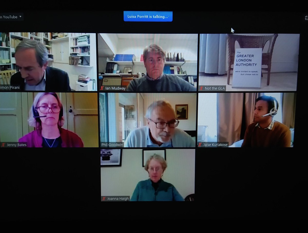 Perf_ctlyPamela's tweet photo. Listening to the climate experts on why the Silvertown Tunnel should be cancelled.

No one from the GLA backing the project has chosen to explain their decision process in the face of the data. 

Glad we have the empty chair as a reminder!

#StopSilvertown https://t.co/P9POIRfJxl