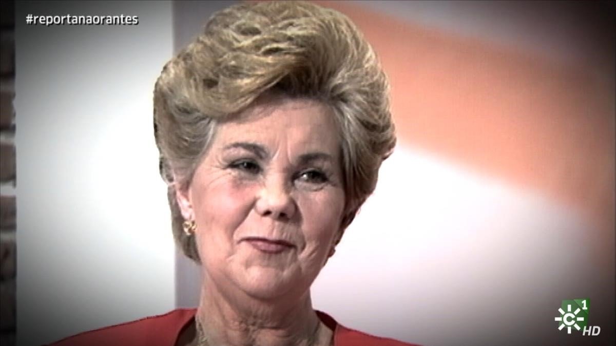 Tal día como hoy del '97, la andaluza Ana Orantes rompía el silencio en Canal Sur y relataba los 40 años de malos tratos. Ana denunció la violencia física, psicológica y sexual que sufrió.

Un juez condenó al hombre a que vivieran en plantas separadas de la misma casa.