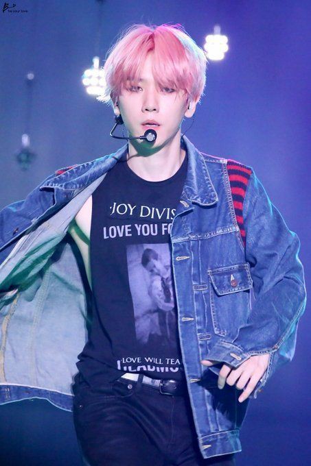 how to make your twitter pink; a thread