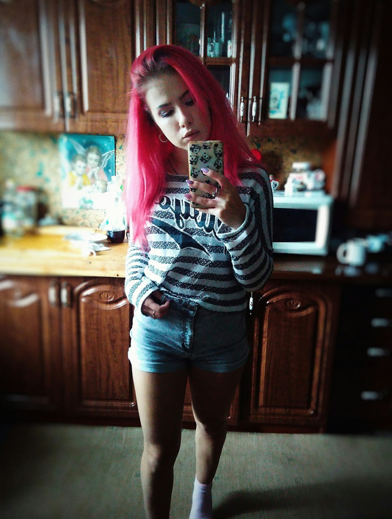 Lori Redwine (@loriredwine4) on Twitter photo 