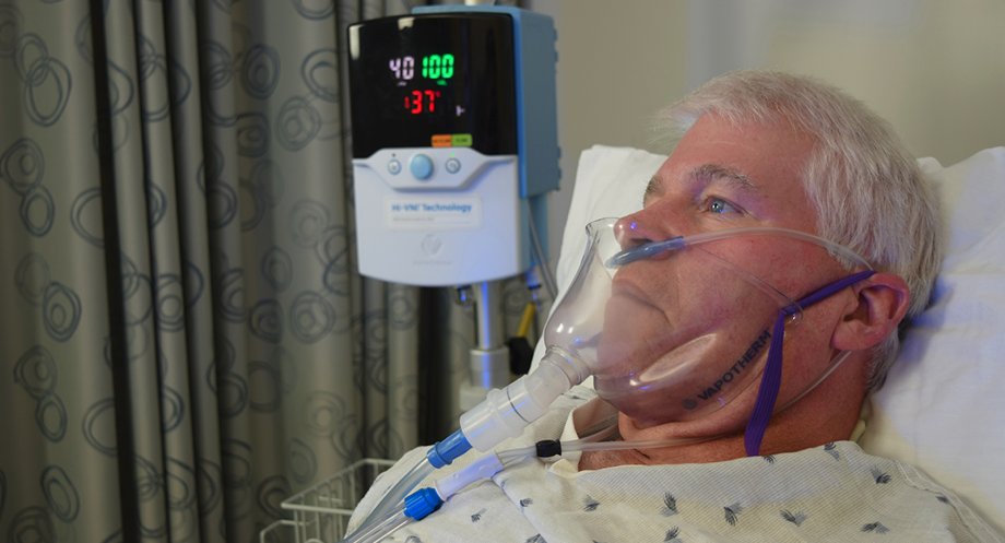 VapothermUk's tweet image. The FELIX-1 negative pressure scavenger kit is a preassembled tool compatible with high velocity therapy, designed by New York RRT Felix Khusid to support the respiratory needs of COVID-19 patients. Learn more here vapotherm.com/blog/felix-1-c… 
#VapothermUK #Felix1 #Covid19