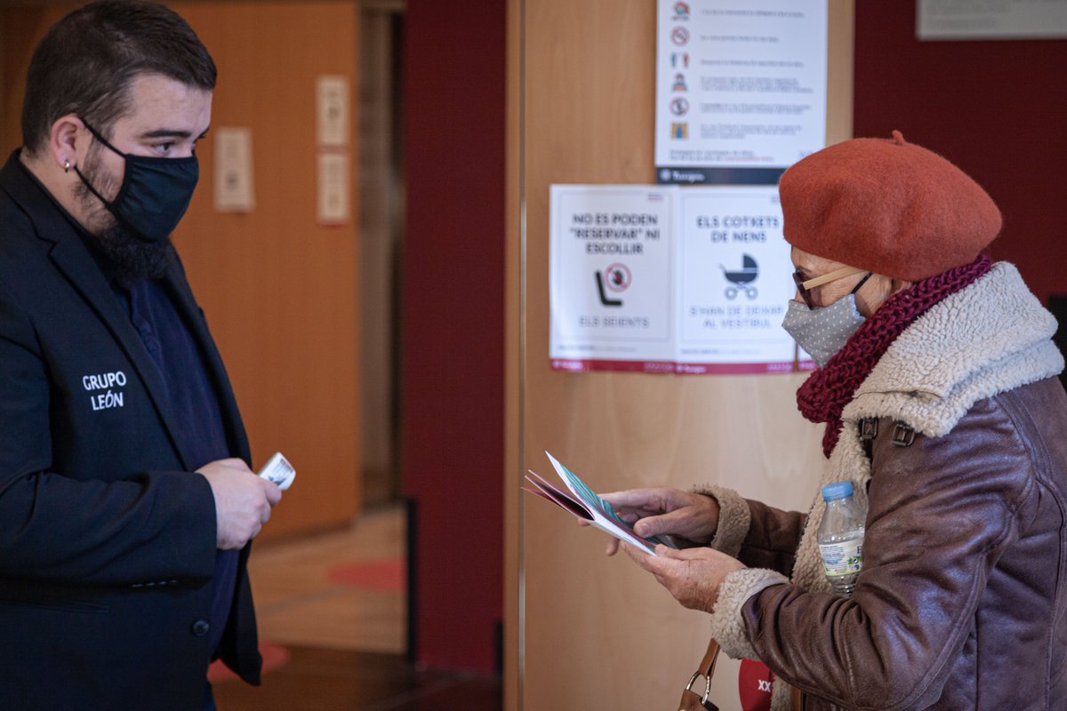 RECtgn's tweet image. Ja no hi ha qui ens pari! 🚀 El #REC20 ha engegat amb força. Ahir vam poder veure les primeres propostes del #PrimerTest, vam començar amb el #Minirec i vam poder gaudir dues pel·lícules de la secció #CloseEncounters que no ens van deixar gens indiferents. Seguim!

📷 Jaime Rojas