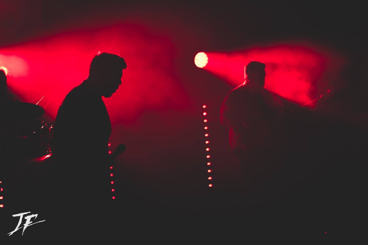 Lighting is key to our show provided dynamics and enhancing the whole experience it really is the icing on the cake. #rivieradogs #80sband #80s #ultimate80s #dancefloor #band #musicians #keepmusiclive