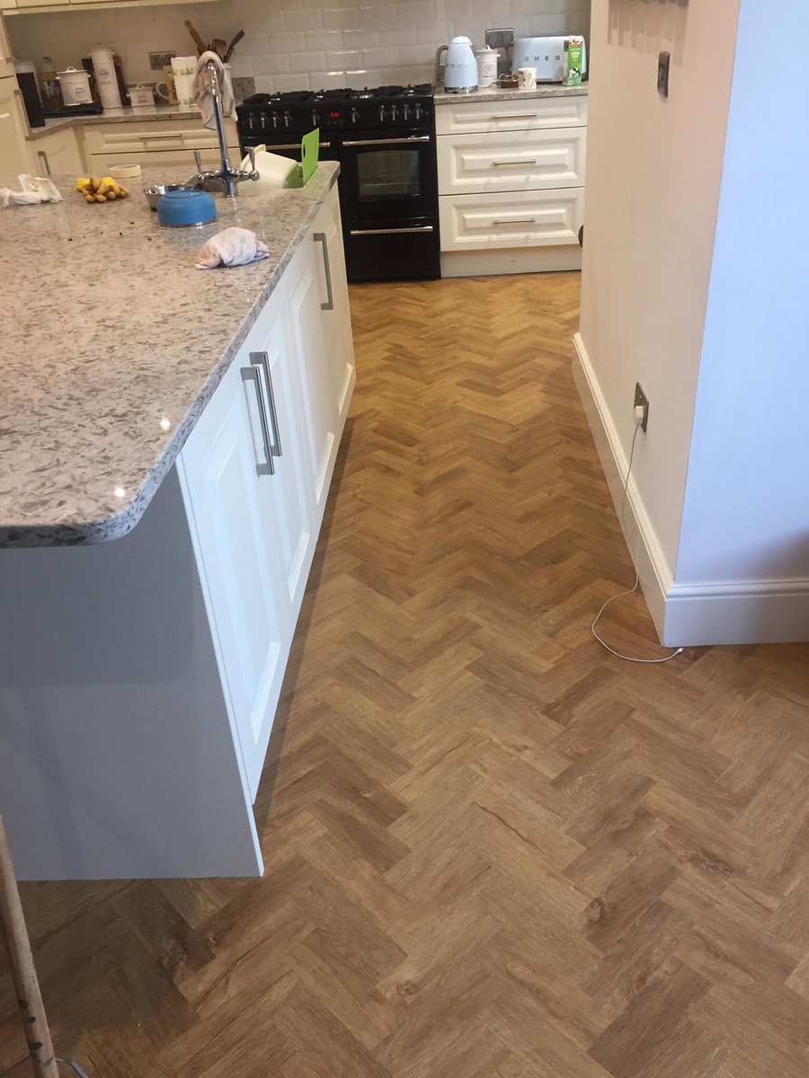 Fylde Floor Co Ltd tweet media