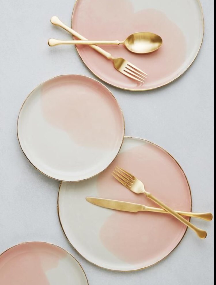 staycation disini aja! tweet media