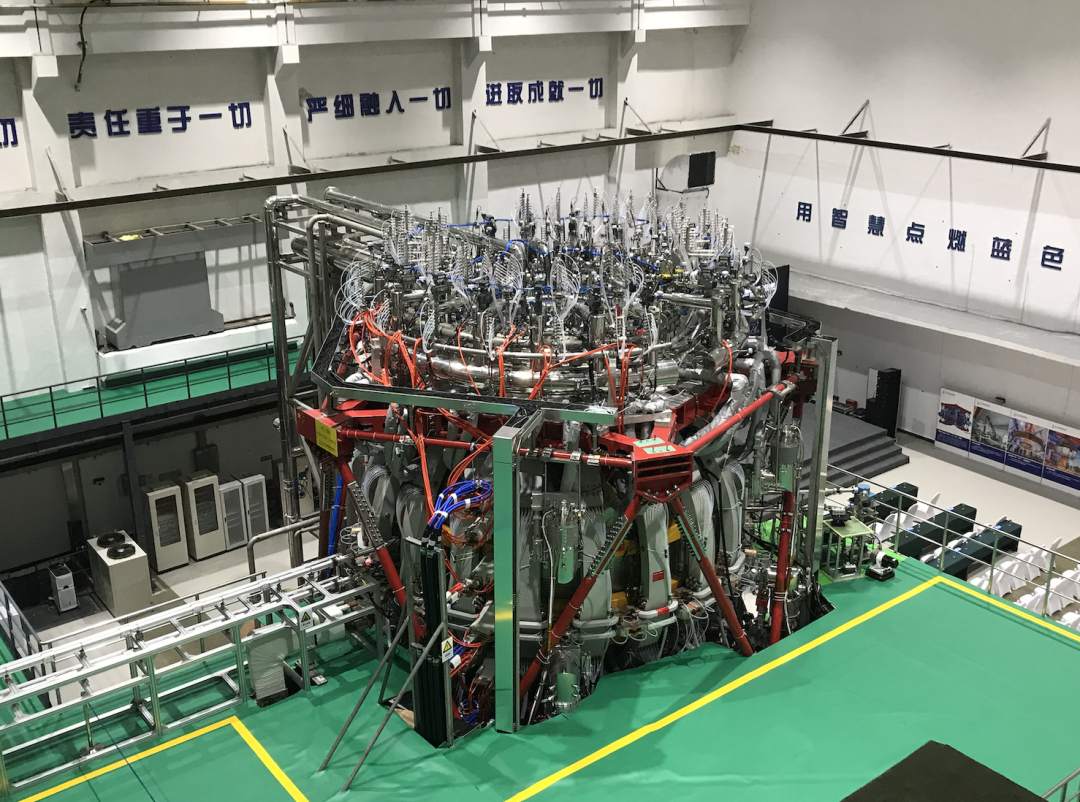 PDChina's tweet image. The HL-2M Tokamak, China&apos;s new-generation &quot;artificial sun,&quot; was commissioned in Chengdu, SW China&apos;s Sichuan on Fri after the installation work was completed. This breakthrough has laid a solid foundation for China’s independent design and construction of nuclear fusion reactors.