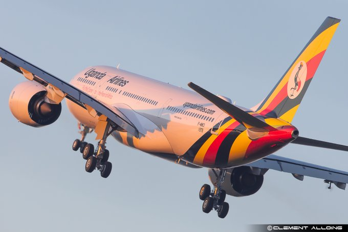 brianmixologist's tweet photo. #Uganda Rising to greater heights.
@CAlloing @nyamadon @frenchpainter
#A338 #AvGeek #Emirates #Airbus https://t.co/kXSAJfKnhu