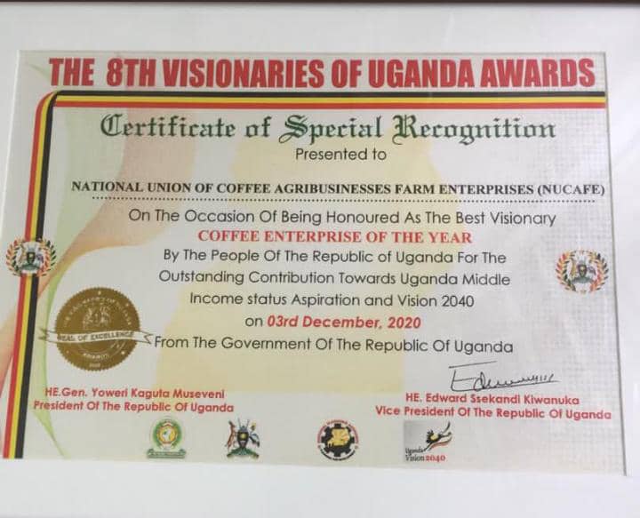 SamotimRizzo's tweet photo. Well done to #SKYpartner @NUCAFE95 @Josephnkandu1 @DeusdeditNuwaga for this recognition as Coffee Enterprise of the year! Bravi and well done! Looking forward to continued collaboration in @TheSAYproject @FondazioneAVSI #coffee https://t.co/rCqH9NZ6Dv