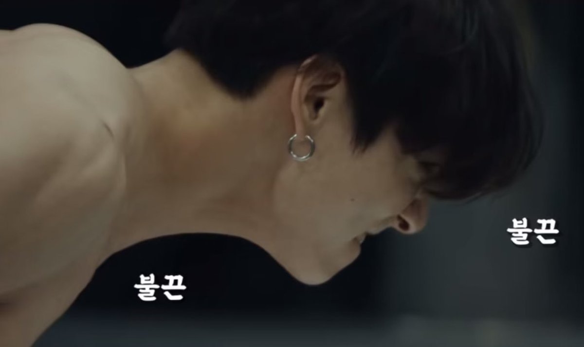 katsfilms's tweet photo. jungkook’s reaction when he saw himself exercising😭 https://t.co/8sAmCMj9YL