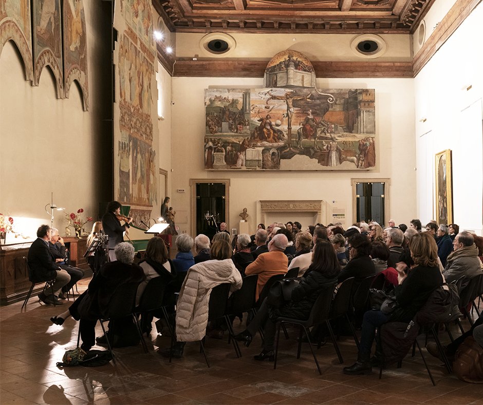 GaEstensi's tweet photo. Avete già partecipato a un laboratorio d'ascolto online? Unitevi a noi domani, a partire dalle 17, per il Laboratorio d’ascolto “Pietosi affetti”: madrigale spirituale e oratorio musicale in Italia nel Seicento

➡️ https://t.co/UB0gqLO3bp

(©️ ph. Silvia Gelli, 2018) https://t.co/LbaQr7GkSw