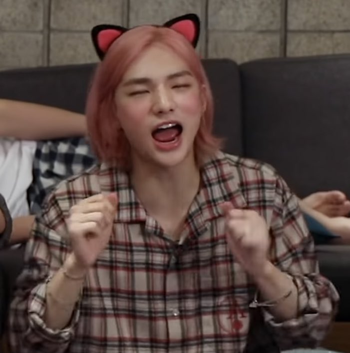 how to make your twitter pink; a thread