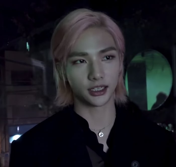 how to make your twitter pink; a thread