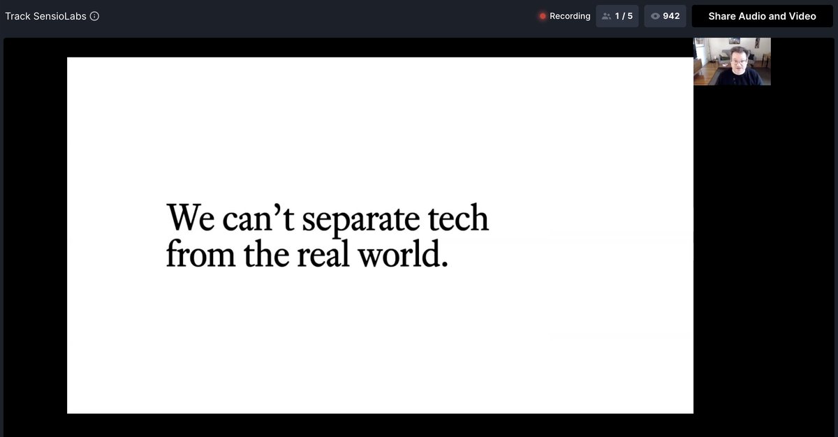 leichteckig's tweet image. Watching the session „For the users - tech, ethics and you“ at @symfonycon raises a lot of important questions and thoughts - we all should think about. 🤔 Thank you @mnot! ❤️ #SymfonyWorld