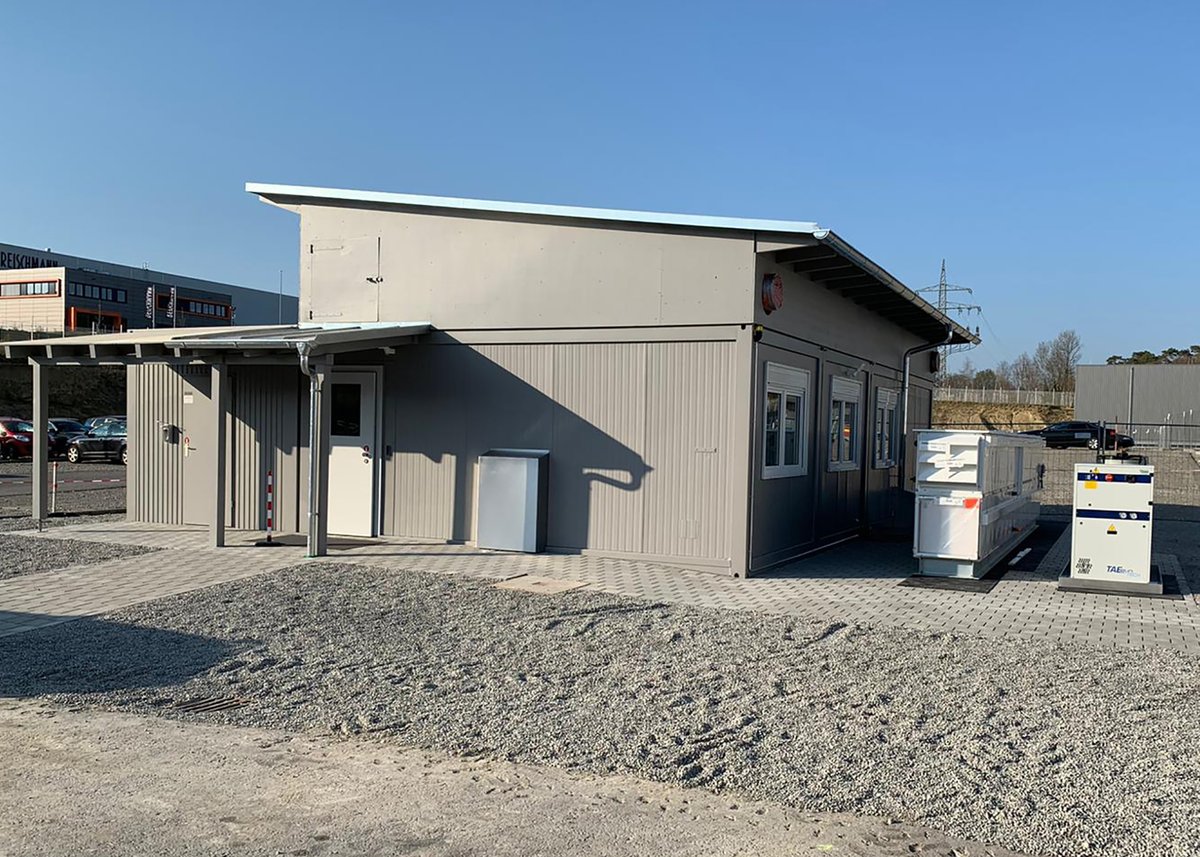 Wolf versorgt die #Corona-Teststation eines deutschen Pharmaunternehmens mit der notwendigen Raumlufttechnik, damit hygienisch unbedenkliche Bedingungen gewährleistet werden können. Mehr dazu: hlk.co.at/a/hygienische-…