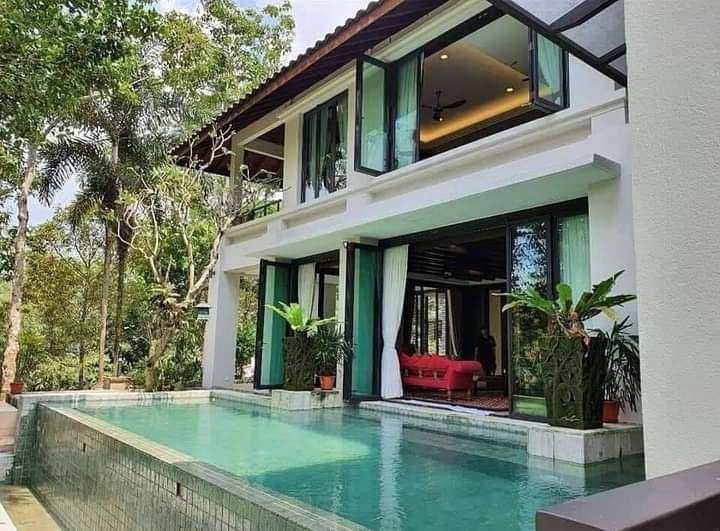 iwanqais's tweet photo. Villa ni besar. Bolehlah plan gathering with family. 

📍 Villa Have2, Janda Baik, Pahang https://t.co/UeizcXkIKi