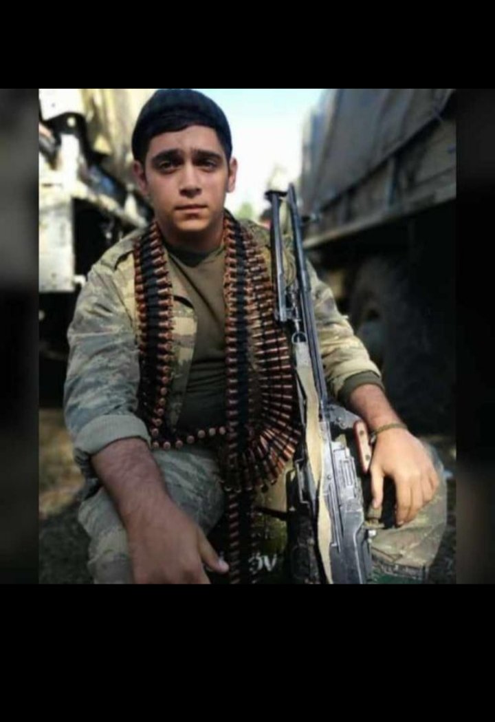 1999 il təvəllüdlü Şamilov Fərid Mirzə oğlu. Sumqayıt şəhəri 16 nömrəli məktəbi bitirib. Şuşanı aldıqdan sonra Laçın uğrunda gedən döyüşdə 9 noyabr 2020 ildə şəhid olmuşdur. 
#VictoriousAzerbaijaniHeroes 
#ŞƏHİDLƏRÖLMƏZ