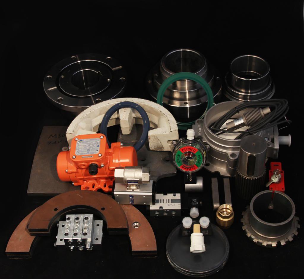 goker_is's tweet photo. Мы к вашим услугам круглосуточно и без выходных, предлагая широкий ассортимент запасных частей для вашего бетонного завода, бетононасоса, автобетоносмесителей.  Причем теперь с дополнительной скидкой 5%.  Для детальной информации service@goker.com.tr https://t.co/zi2MNb98gk