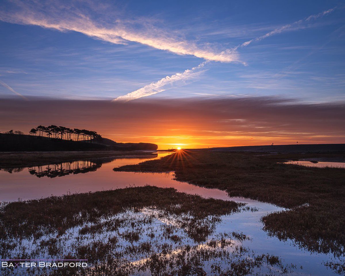 Zigzag sunrise - River Otter
Magical conditions in this beautiful location