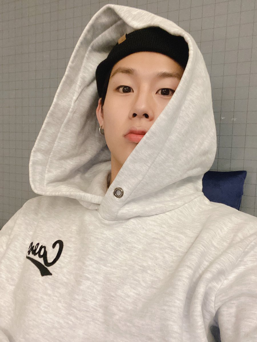 OfficialMONSTAX's tweet image. Monbebe is Love🖤 #주헌