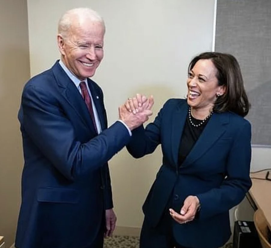 So of course I can’t do  #2020gratitude without thanking the Americans who voted on Nov 2. Listen, when those borders finally reopen, I’m gonna be so happy that my self imposed ‘I’m not travelling to  while trump is pres” exile is over. I miss the NE!! Joe Biden  Kamala Harris