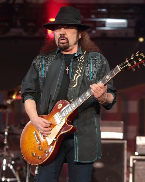 Happy birthday Gary Rossington born December 4, 1951. 