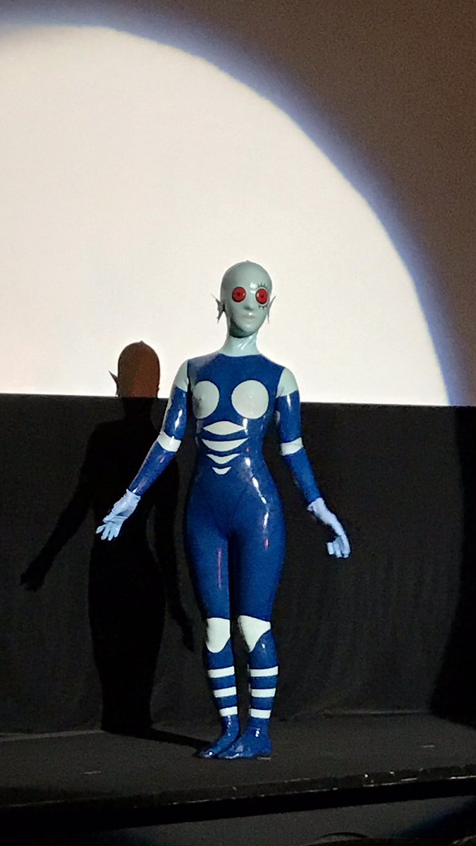 うっし ファンタスティック プラネット を観に渋谷まで行ってきた 存在は知ってたけど観るのは初めてだったかな カラフルでシュールで哲学的 今 ミニシアターでこういう映画が観れることも嬉しかったな 北見さんのティバ リアリティというか次元