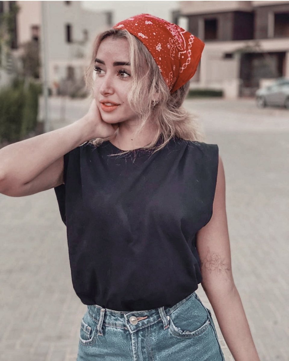 ㅤ
ㅤ
ㅤㅤ'Cause she's 𝙮𝙤𝙪𝙣𝙜, 𝙬𝙞𝙡𝙙, 
ㅤㅤㅤㅤㅤㅤand 𝙛𝙧𝙚𝙚.

ㅤㅤㅤㅤㅤㅤㅤᝰ

ㅤ ㅤ ㅤ