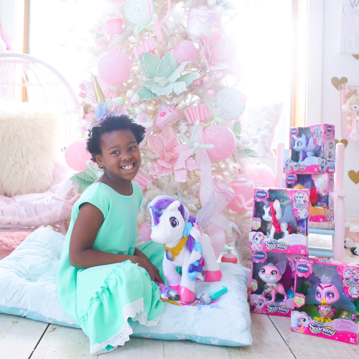 lovelivesweet's tweet photo. Myla and all of her #Sparklings friends by @vtechtoys would make the best Christmas gift, get yours now at select retailers and make Christmas magical!! #VTechToys #ad https://t.co/2tJBzHVeQS