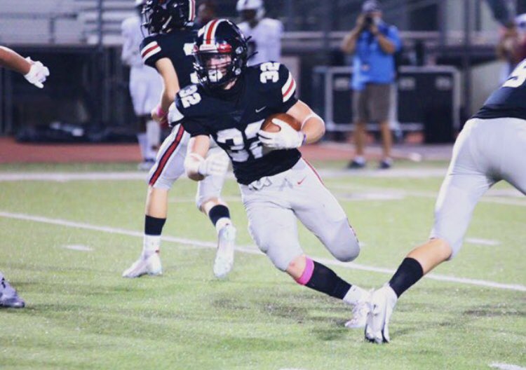 PCnowisthetime's tweet photo. Big S/O to our ninth winner of #PCPOW for this week of the 2020 season, Matt Mainord of @leopardfootball ! This FRESHMAN 😳 has been playing like a grown man all season... 🔥 and Friday was just another day at the office! Keep tearing it up boss! 💪 #PCtrained https://t.co/Kagb3J1HUV