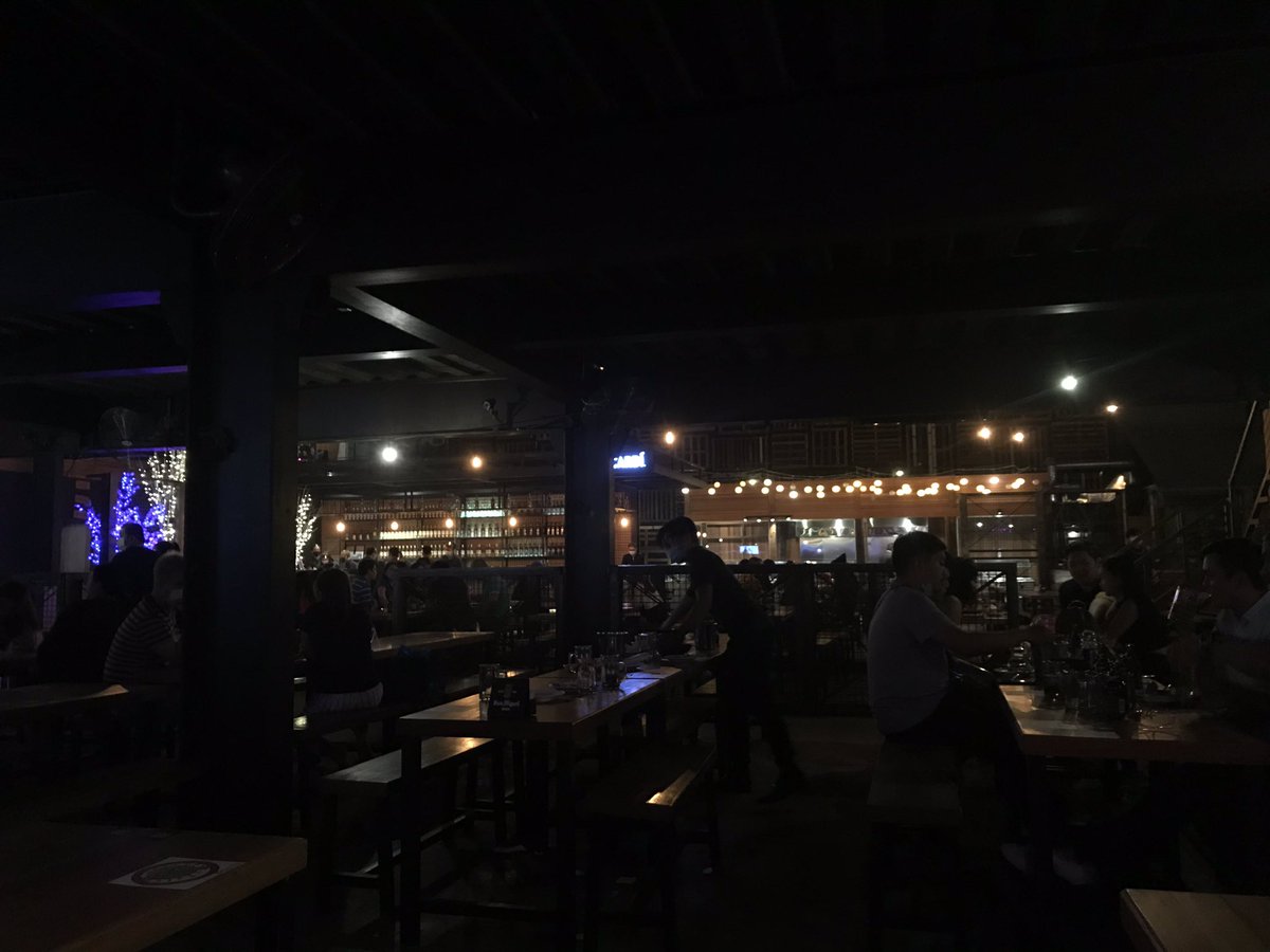 juliedelrosario's tweet photo. #TheBeech 🍻 https://t.co/LPxhMZPOhq