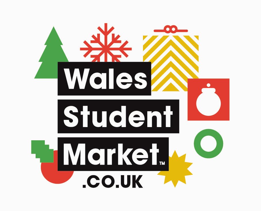 marchmyfcymru's tweet image. Efallai ein bod yn Lockdown, ond nid yw hynny'n ein hatal rhag ymarfer corff mewn steil #walesstudentmarket #marchnadmyfyrwyrcymru @DistanceWear