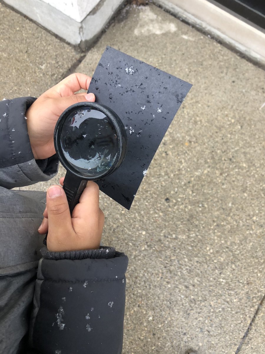 fdk122's tweet photo. Let it snow, let it snow, let it snow! We started a snowflake inquiry today with our @sttimothy3 FDK friends! We started by catching some snowflakes on black paper and examining them with some magnifying glasses ❄️ https://t.co/Rbdl4nxUKF