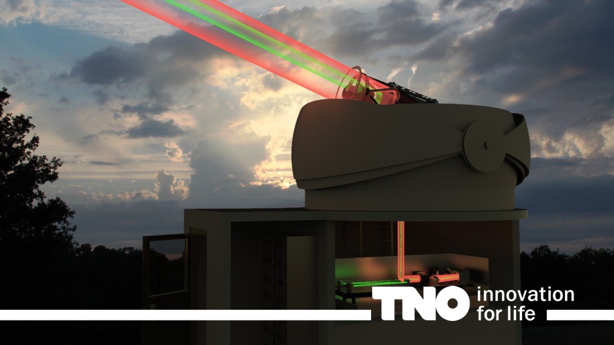 TNO_nieuws's tweet photo. TNO & @AirbusDS_NL tekenen MoU om terabit Optical Ground Station (OGS) naar de markt te brengen > https://t.co/dxJlUWpVV0
#TNOSpace #NLSpace https://t.co/fY6C04Pr63
