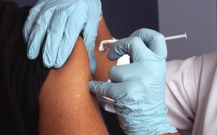 LPJMexique's tweet photo. Alors que le vaccin #Pfizer vient d'être approuvé pour le Royaume-Uni, les autorités mexicaines se préparent à annoncer le plan de #vaccination pour le pays
>> https://t.co/9UdWMkvWG3 https://t.co/UjnPSDre8f