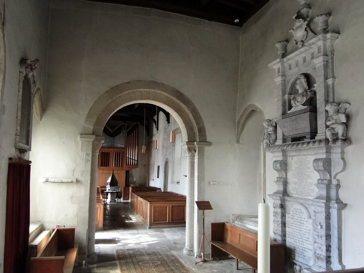 Many of you will know Etchells as the co-author of The Architectural Setting of Anglican worship, pub. in the same year of this restoration. He trained under Lethaby for two years, was an active member of SPAB and a founder of the Georgian Group. Here he has renewed the box pews.