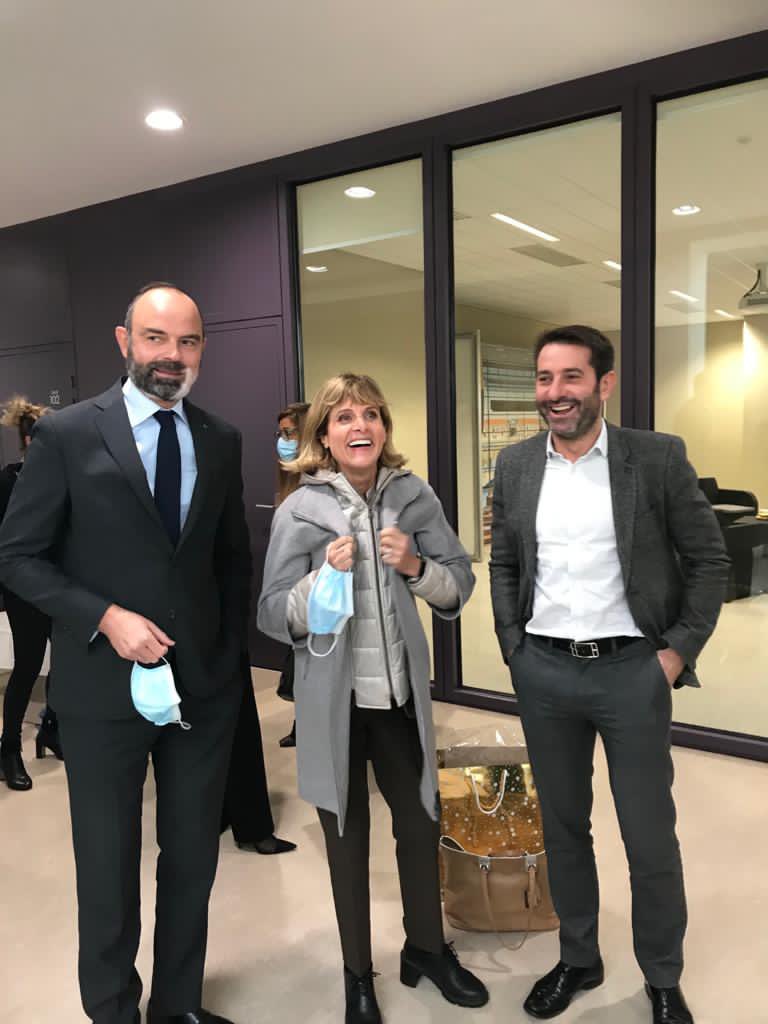 iborrasophie1's tweet photo. Merci à toute l’équipe de @LeaLassarat pour cette invitation au forum #FemmesetChallenges en direct du #Havre avec @AnneLauvergeon8 et @EPhilippe_LH pour parler entreprenariat des femmes. Donnons enfin la place qu’elles méritent pour reconstruire notre économie ! https://t.co/t2w77xzFti