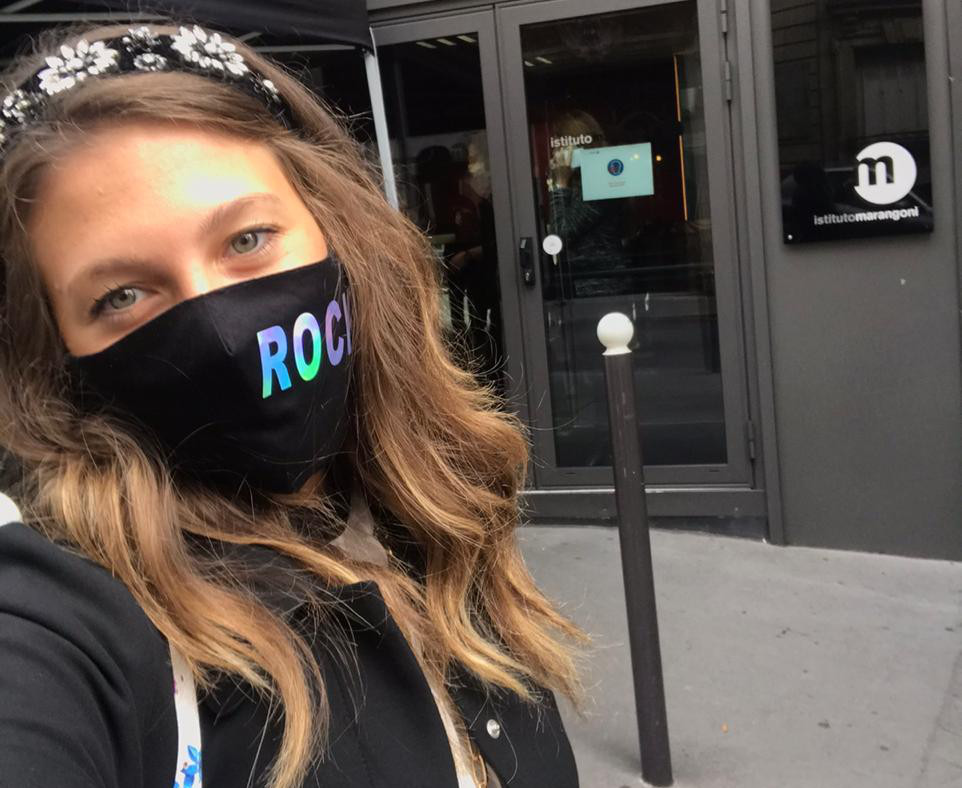 UdAndorra's tweet photo. 🗞️ Per acabar la setmana, us recomanem la lectura d'un article sobre una experiència de mobilitat virtual a la Xina, de la nostra estudiant Roberta Pannone.
#mobilitatvirtual
#studyabroad
👉 https://t.co/sd0flJ628j https://t.co/iJ5WSgZziW