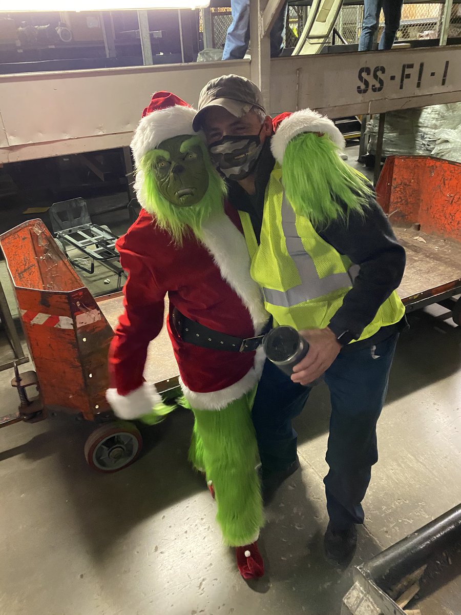 EricaRe36999921's tweet photo. The Grinch came to visit the Winston Salem Preload today to recognize employees for working safe. https://t.co/wtyBjx24JH