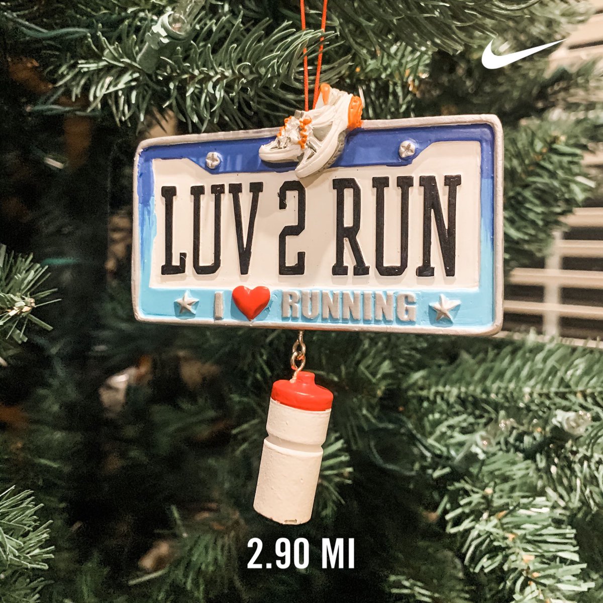 cjt12371's tweet photo. My sweet neighbor and co-worker bought me this awesome ornament! #Luv2Run HAPPY Fri-YAY! Ran 2.90 miles with Nikeβ Run Club AND 60 min Bootcamp #noexcuses #joy #madeformore #last90days #oklahoma #running #nikerunning #fitness #investmindhealthyourself #water #fiture #runhappy https://t.co/ykn7MnJQyN
