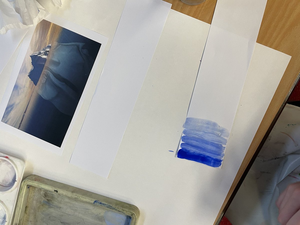 ChagallClass's tweet image. It’s a painting afternoon today to see what art skills we have. We’re going to create Arctic images once’s we’ve finished experimenting! Watch this space! 🔵❄️
