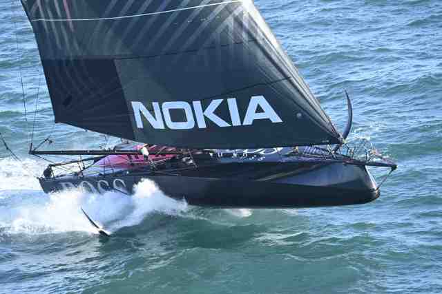 Voile - Vendée Globe - Vendée Globe : Alex Thomson a rejoint Le Cap https://t.co/oBYZ2oyfMm https://t.co/WPtE0ejeVb